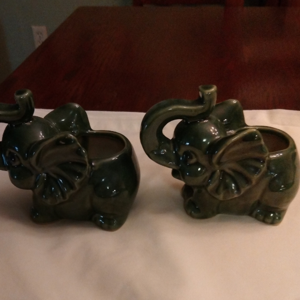 Green Elephant Ceramic Planters